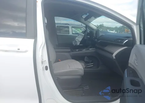 2024 Toyota Sienna Le from USA, damaged, VIN 5TDKRKEC3RS181487